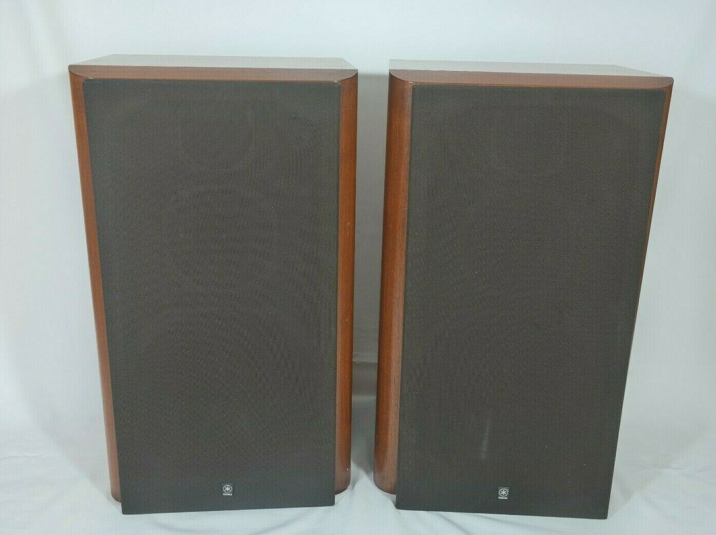 Yamaha NS-2000 Speakers